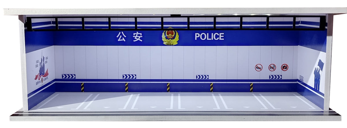 1:64 Scale Acrylic Lighted Diorama Parking Lot & Garage Scenes
