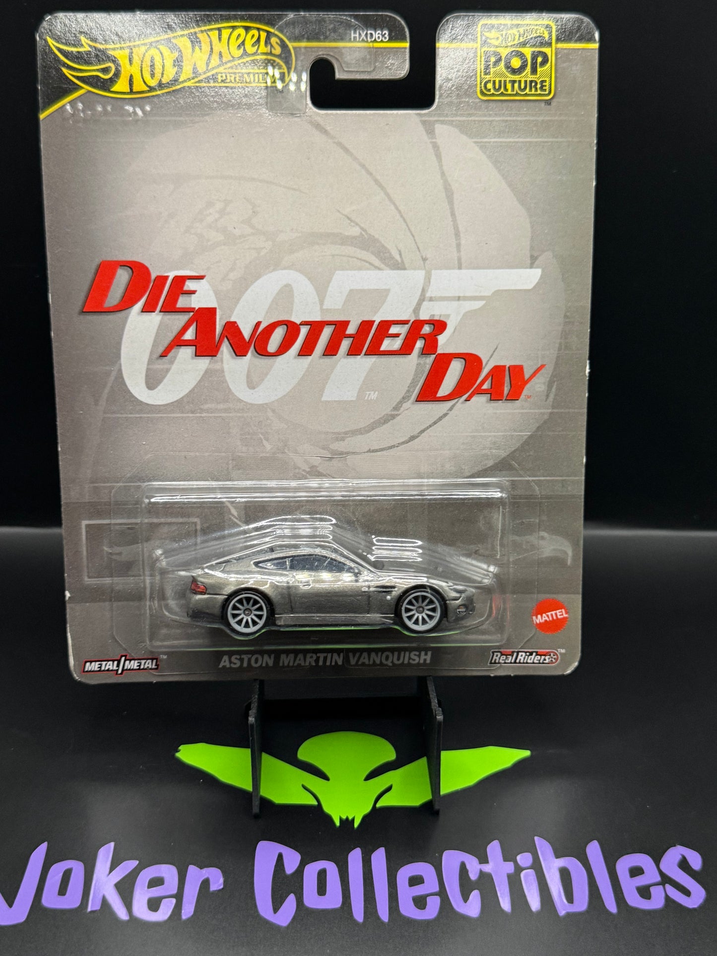 Hot Wheels Premium Pop Culture 007 Die Another Day Aston Martin Vanquish