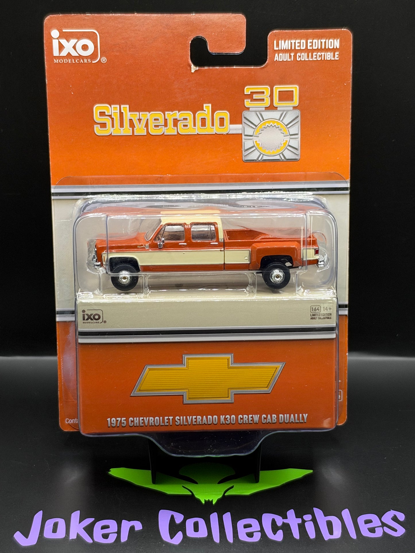 IXO Model 1975 Chevrolet K30 Crew Dab Dually Grecian Bronze and Santa Fe Tan Deluxe Two-Tone