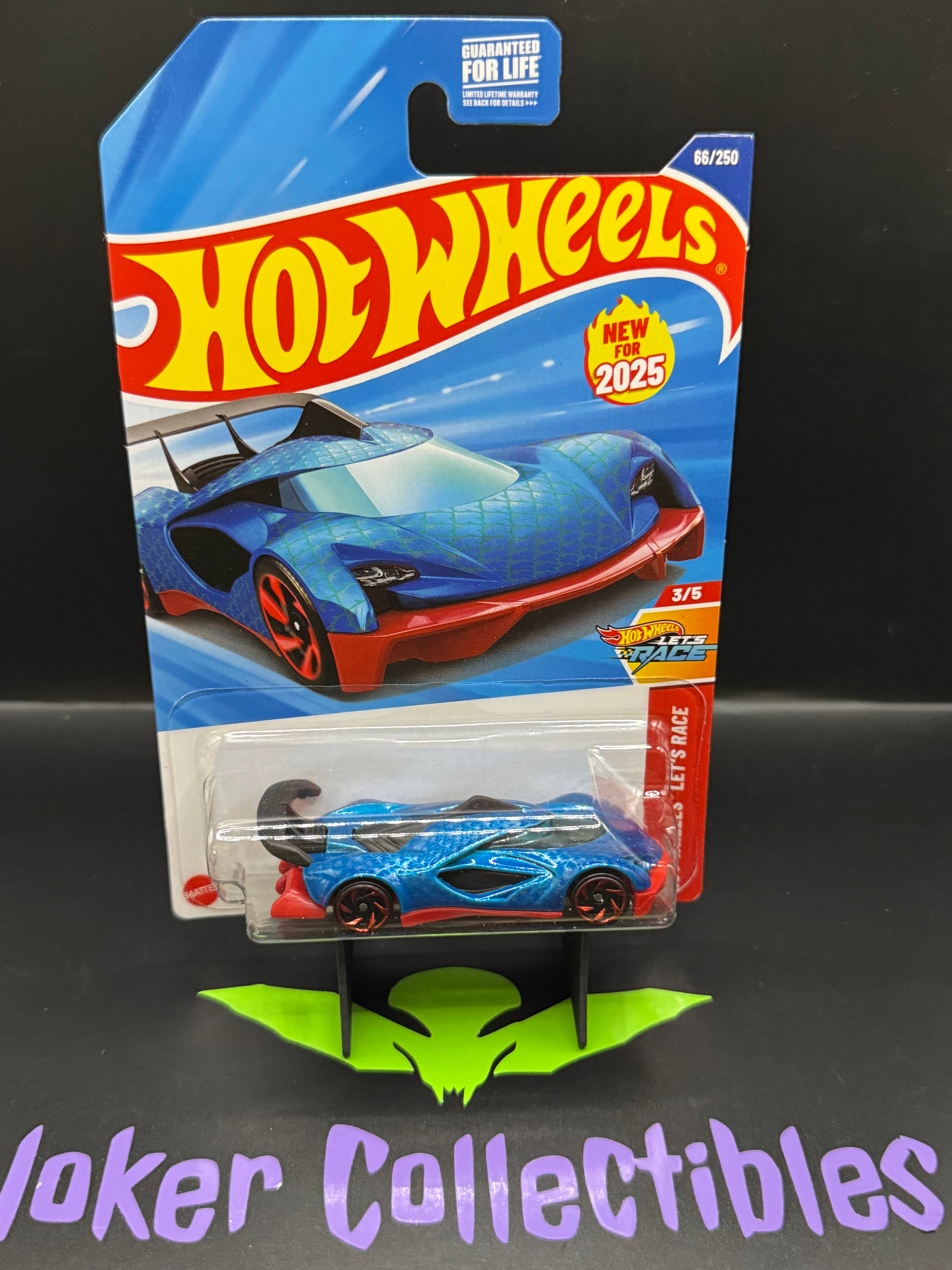 Hot Wheels 2026 Blue Red Street Shrieker 66/250 Hot Wheels Let's