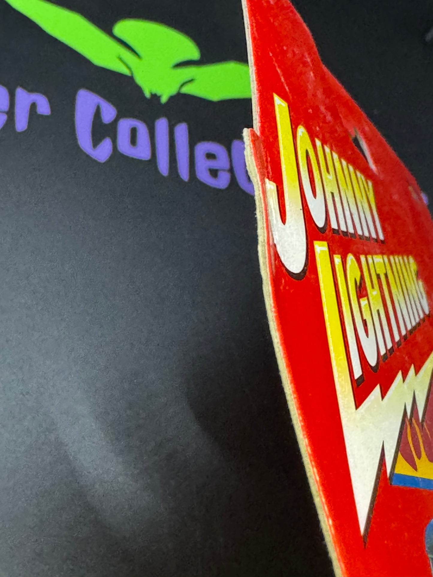 Johnny Lightning Thunder Wagons Custom '55 Nomad Black with Flames