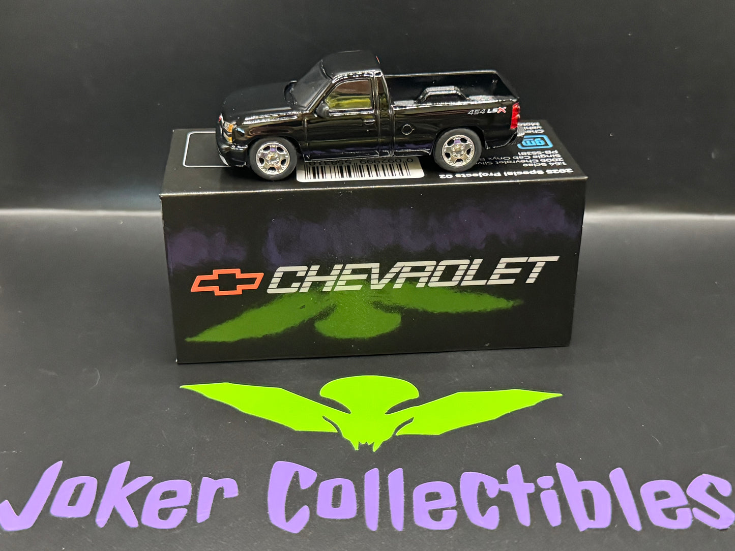 Paragon Models PARA64 1:64 2025 Special Projects 02 2006 Chevrolet Silverado 454 LSX Single Cab Onyx Black