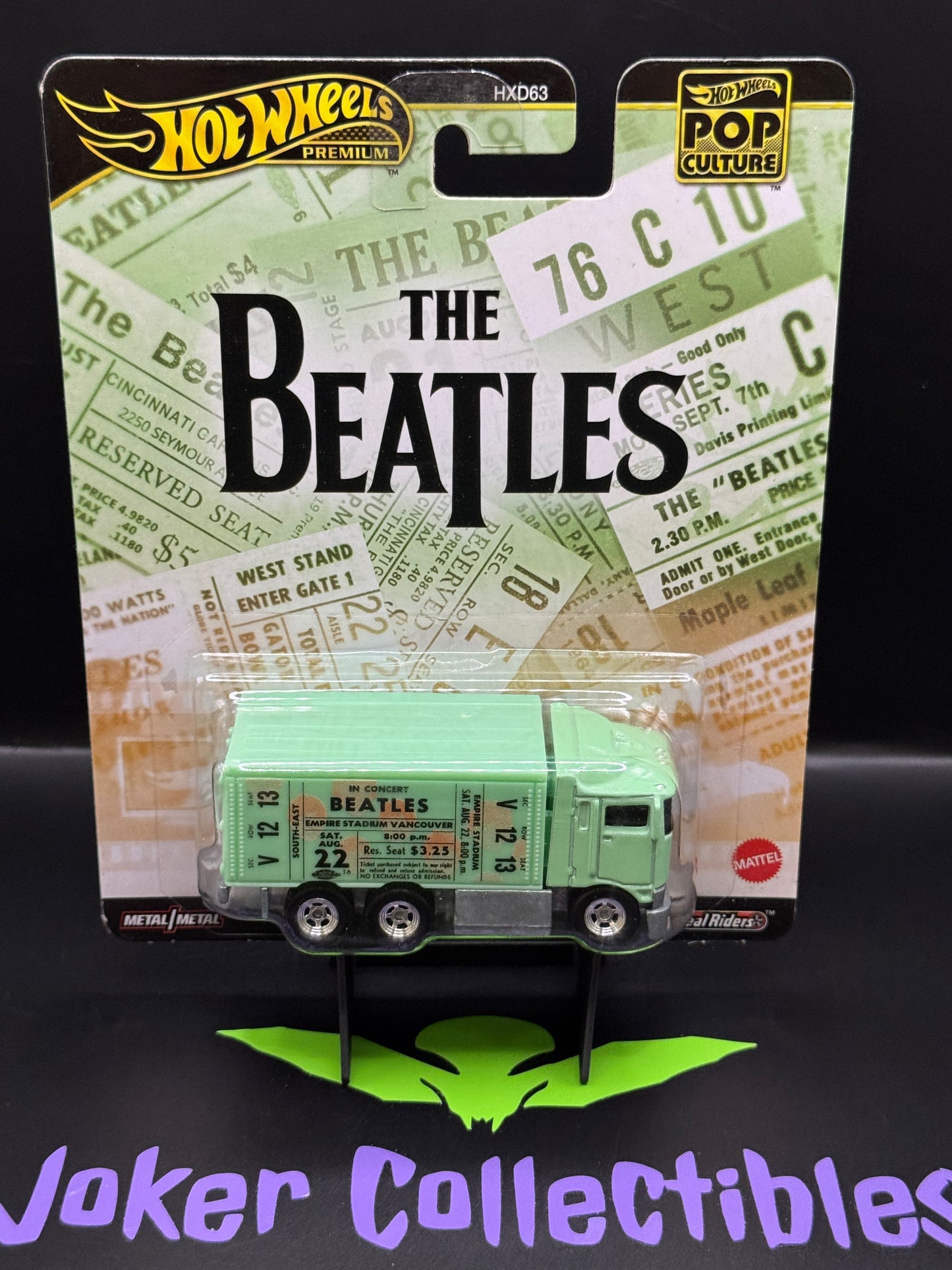 Hot Wheels Premium Pop Culture Mint Green The Beatles Hiway Hauler