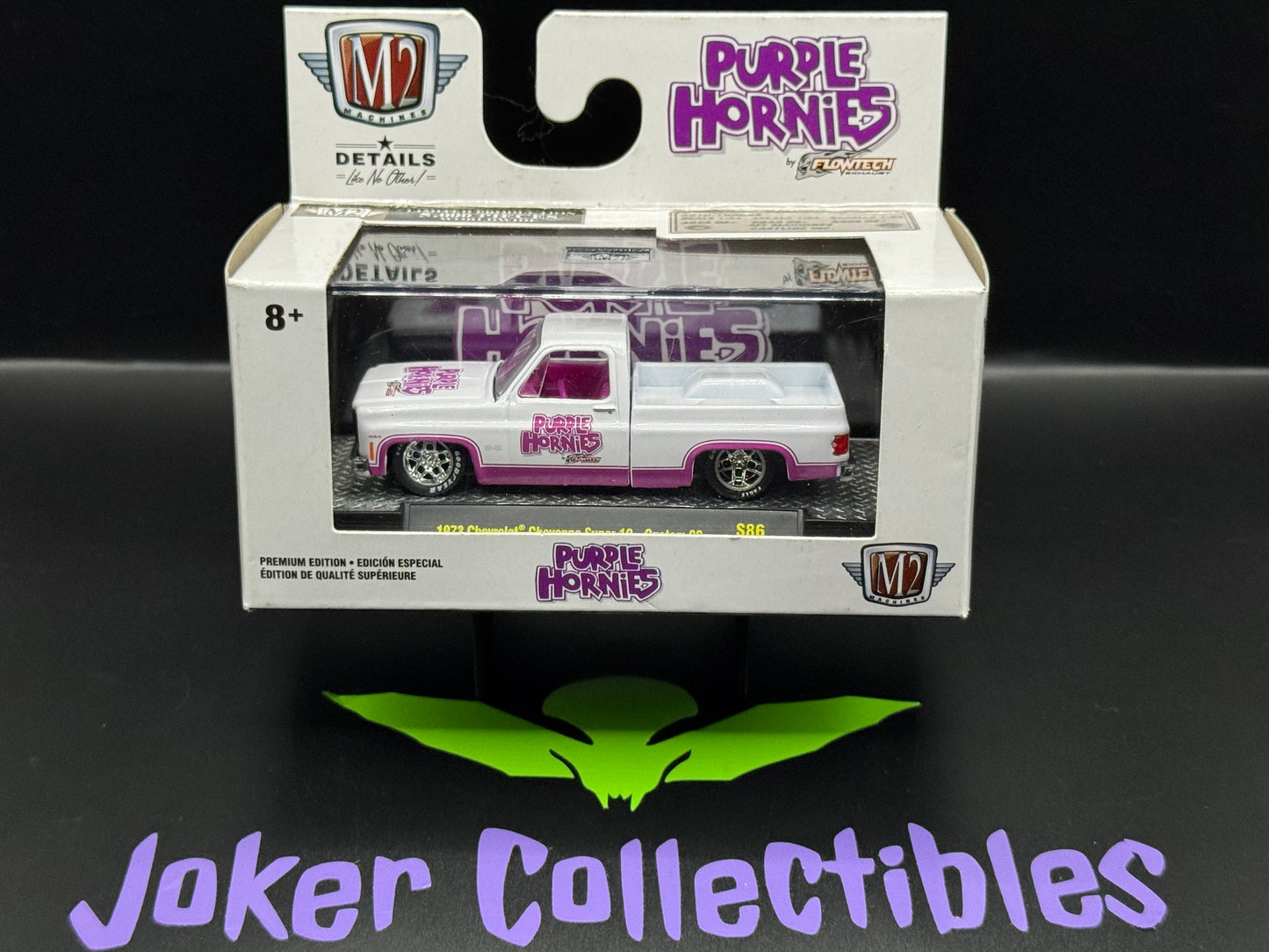M2 Machines Purple Hornies 1973 Chevrolet Cheyenne Super 10 Custom SS S86 20-44