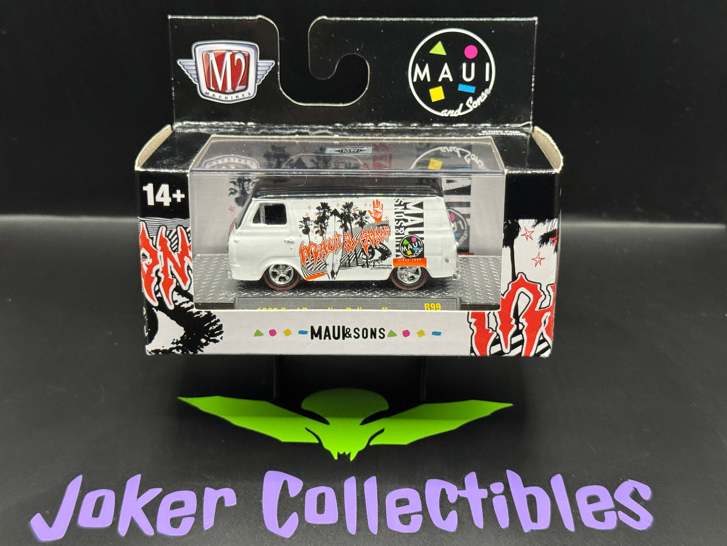 M2 Machines Maui & Sons 1965 Ford Econoline Delivery R99 25-30