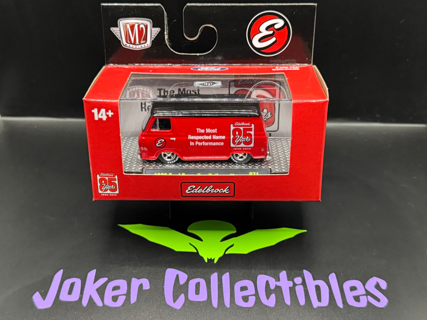 M2 Machines Edelbrock Red 1963 Ford Econoline Delivery Van R71 23-44