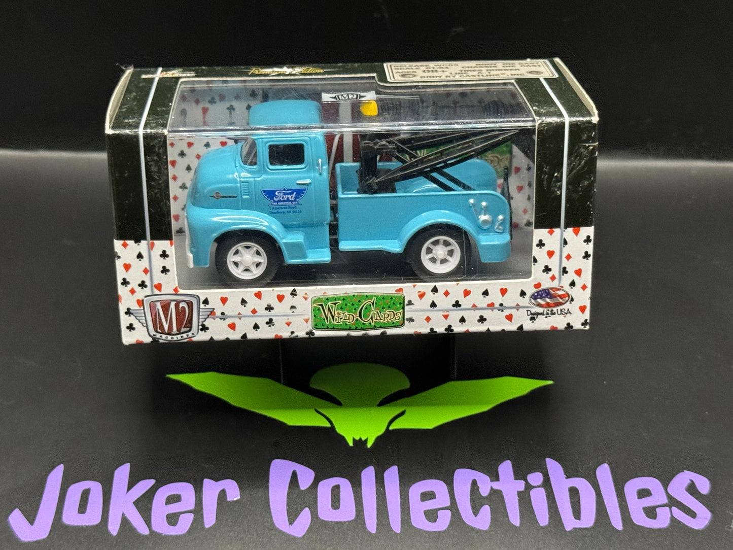 M2 Machines Wild Cards 1956 Ford COE Tow Truck Release WC05 13-01
