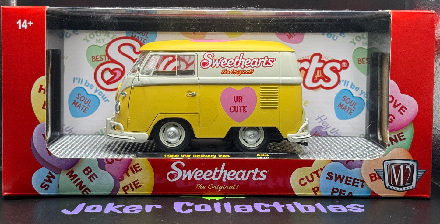 M2 Machines 1:24 Scale Sweethearts UR CUTE 1960 VW Delivery Van S44 26-03 Yellow