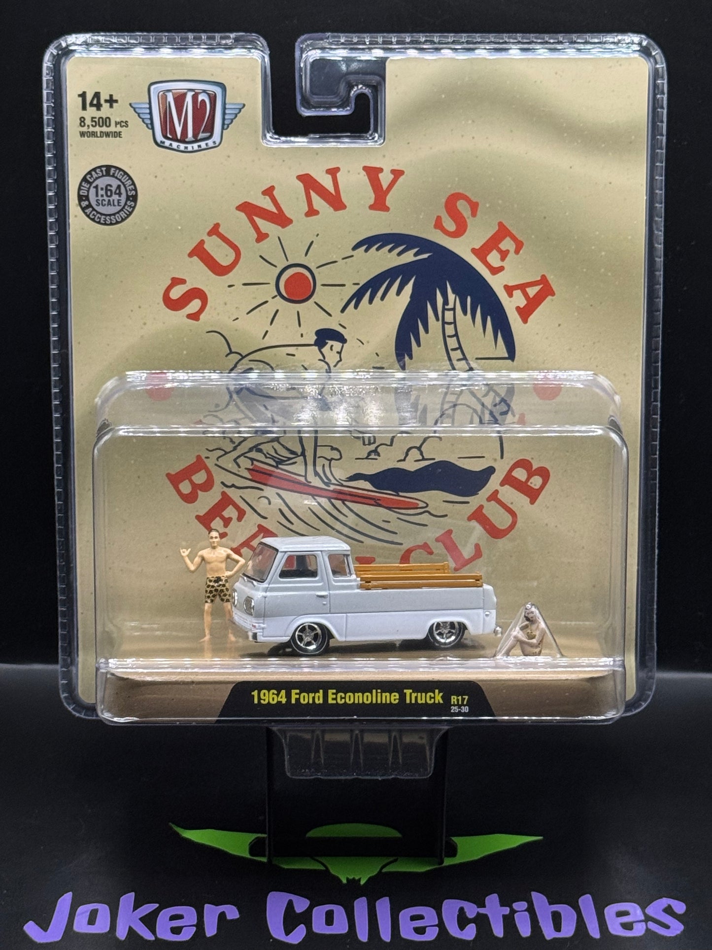 M2 Machines Diorama Sunny Seas Beach Club 1964 Ford Econoline Truck R17 25-30