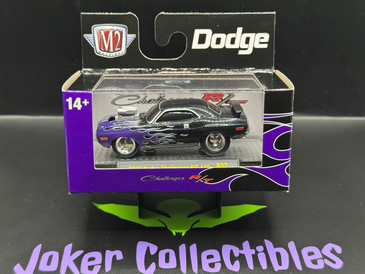 M2 Machines Ground Pounders Black Purple 1970 Dodge Challenger R/T 440 R32 25-18