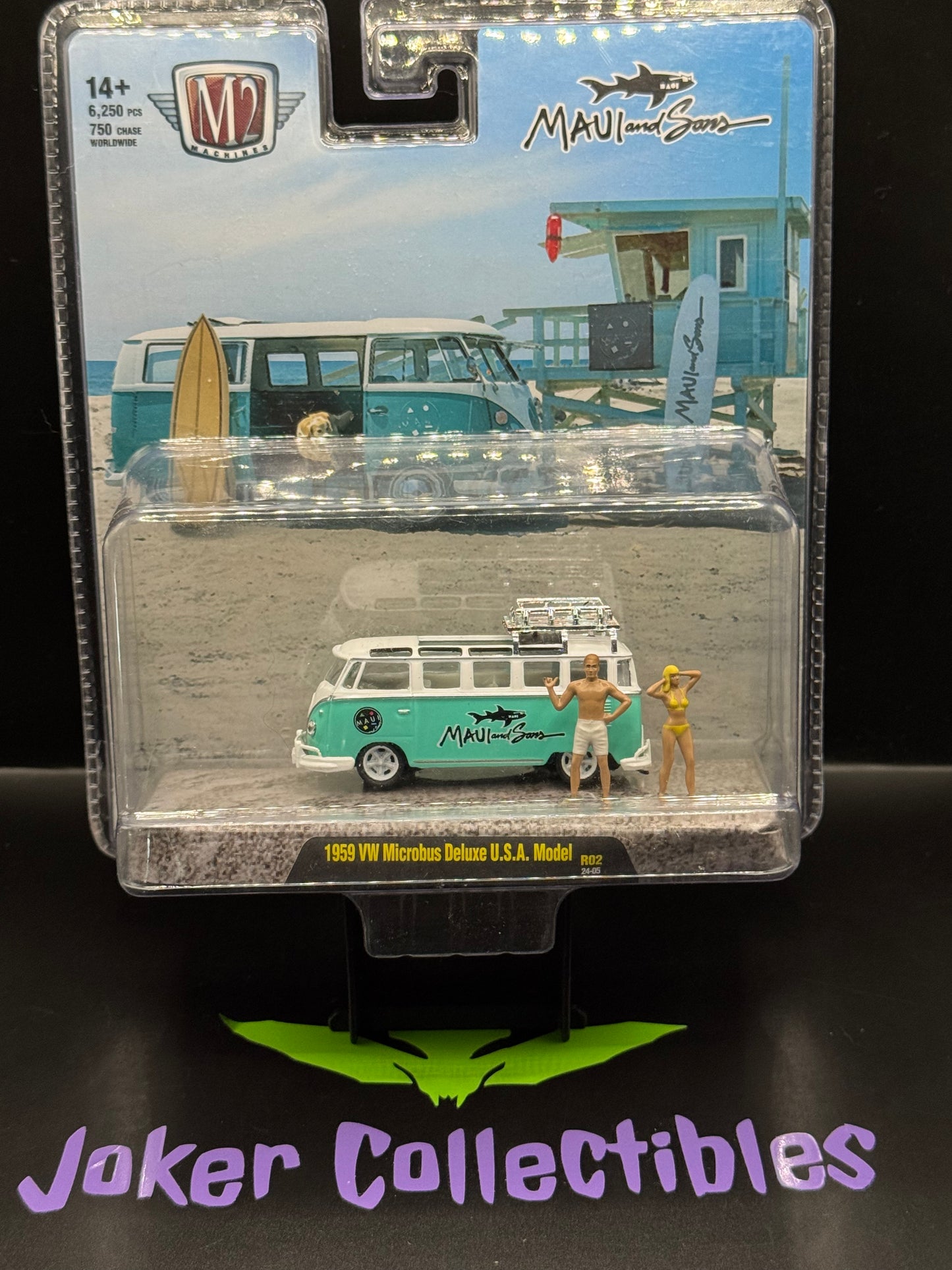 M2 Machines Diorama Maui & Sons 1959 VW Microbus Deluxe U.S.A. Model R02 24-05