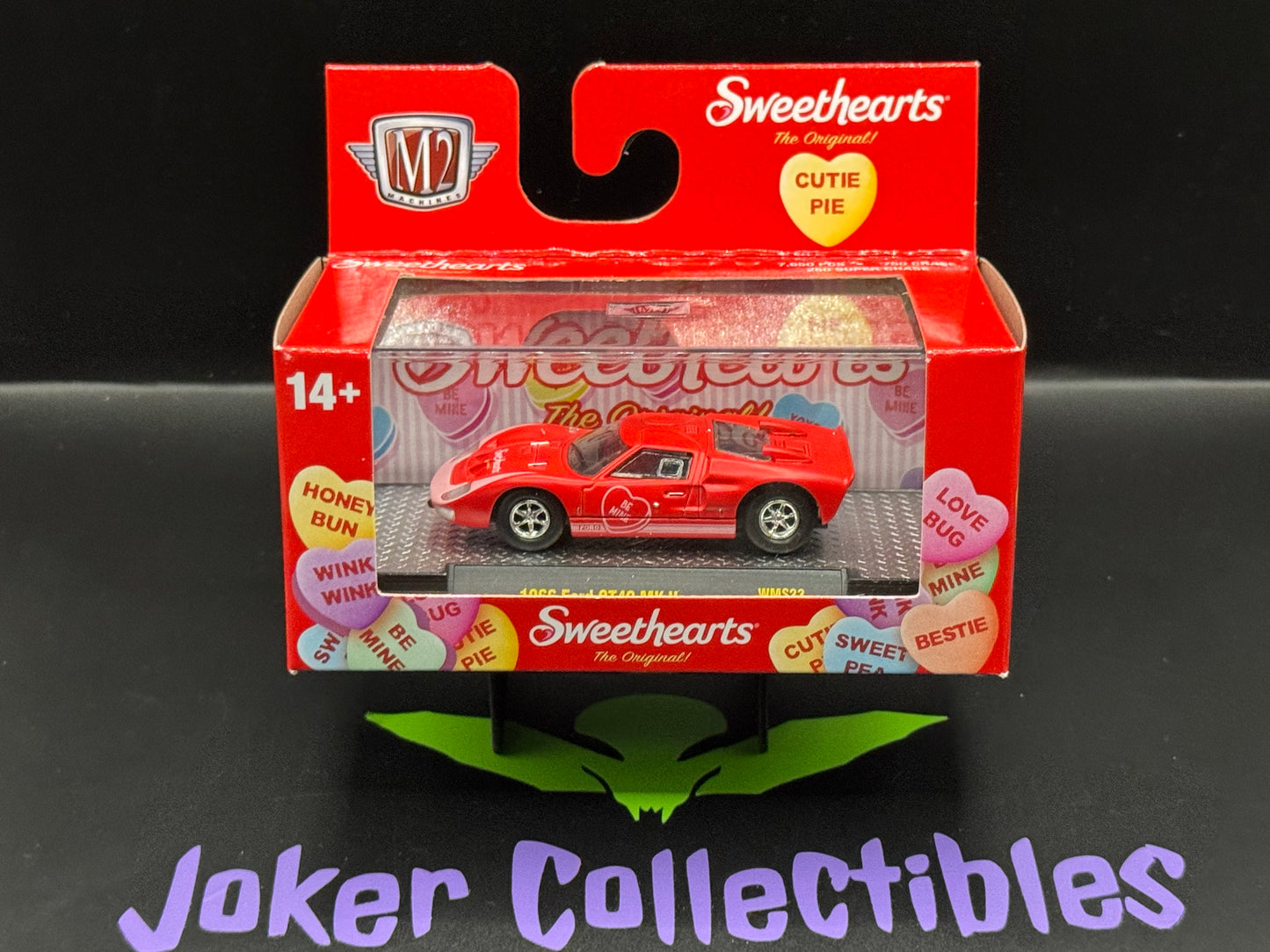 M2 Machines Sweethearts Red 1966 Ford GT40 MK II WMS23 25-121