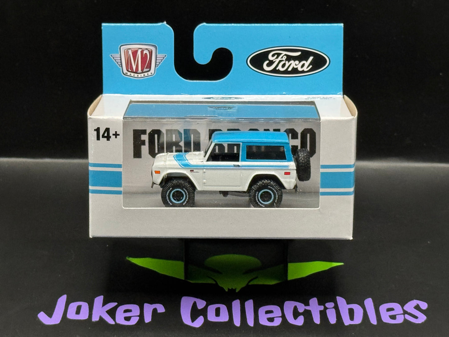 M2 Machines White Blue 1976 Ford Bronco R106 25-111