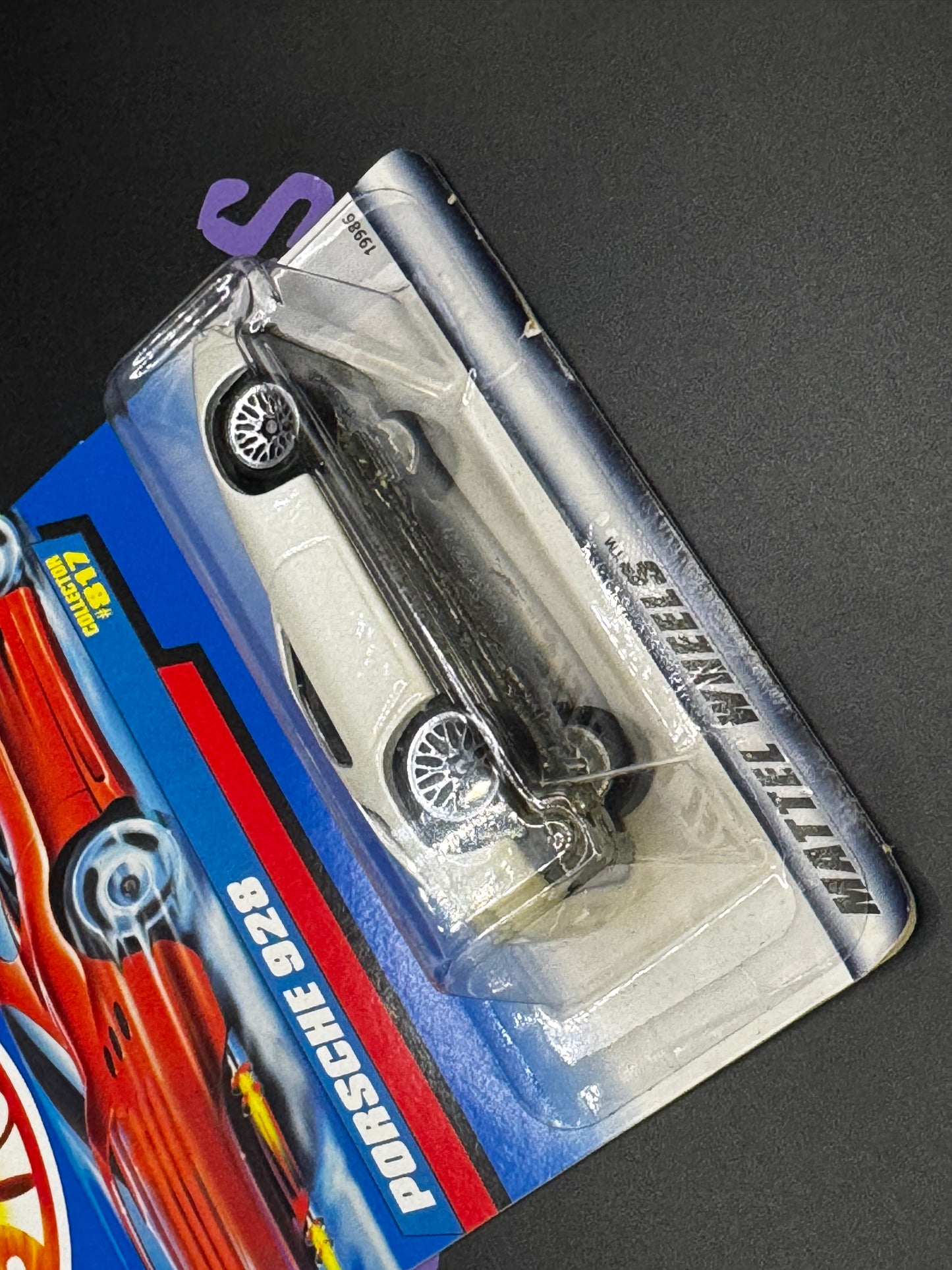 Hot Wheels White Porsche 928 Collector # 817