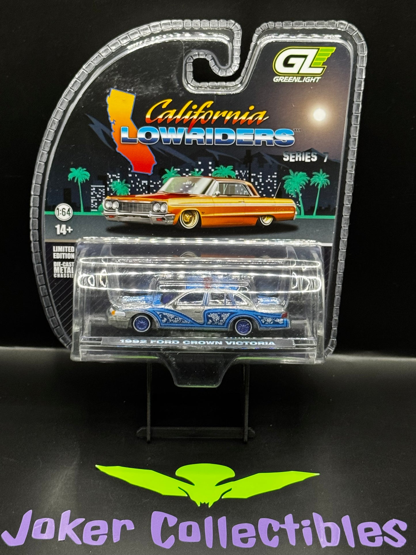 Greenlight California Lowriders Series 7 Raw Chase 1992 Ford Crown Victoria Police