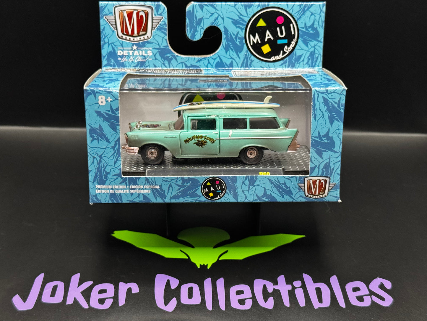 M2 Machines Maui & Sons 1957 Chevrolet 150 Handyman Station Wagon R60 20-38
