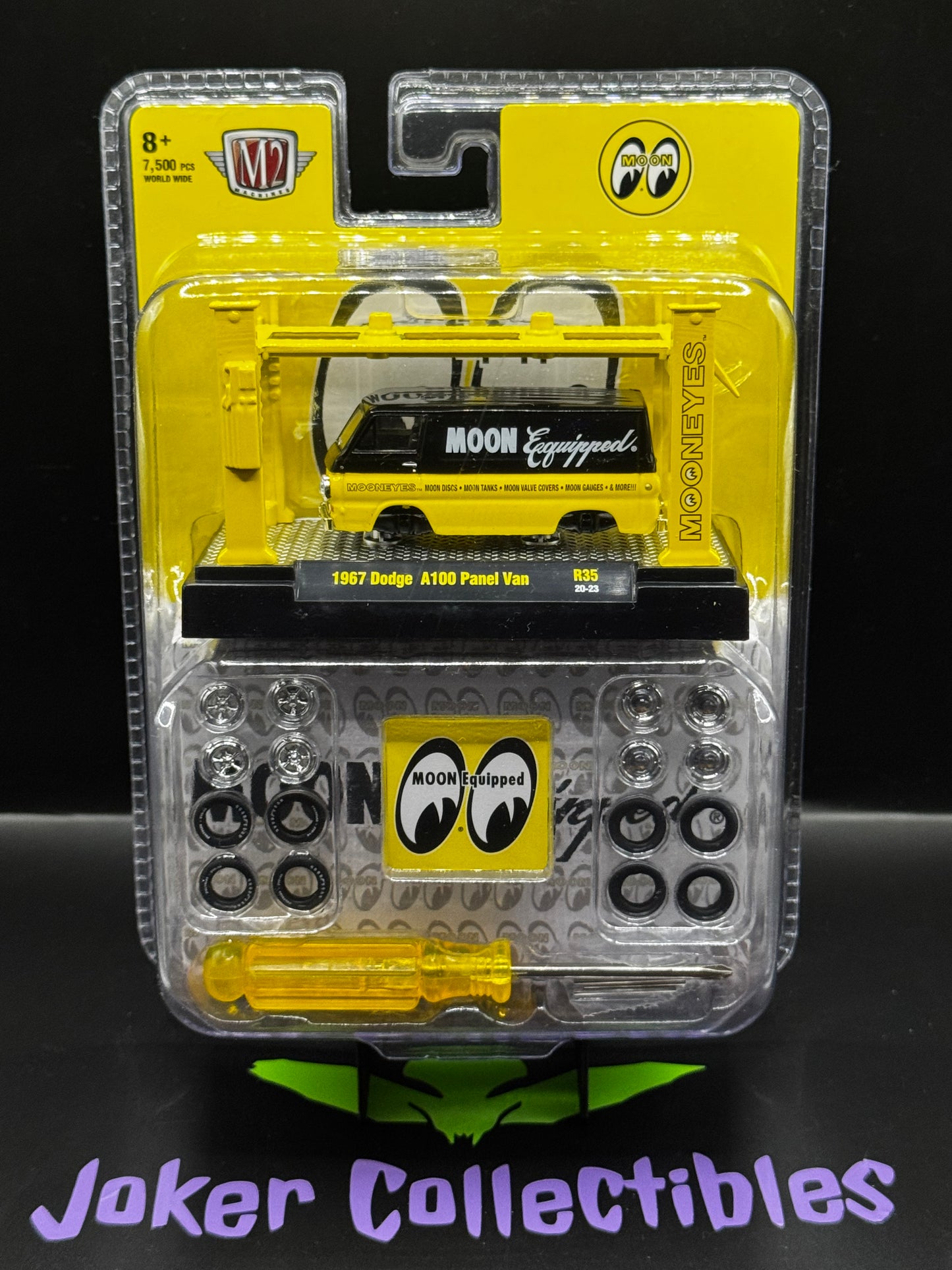 M2 Machines Model-Kit Auto Lift Moon Equipped 1967 Dodge A100 Panel Van R35 20-23