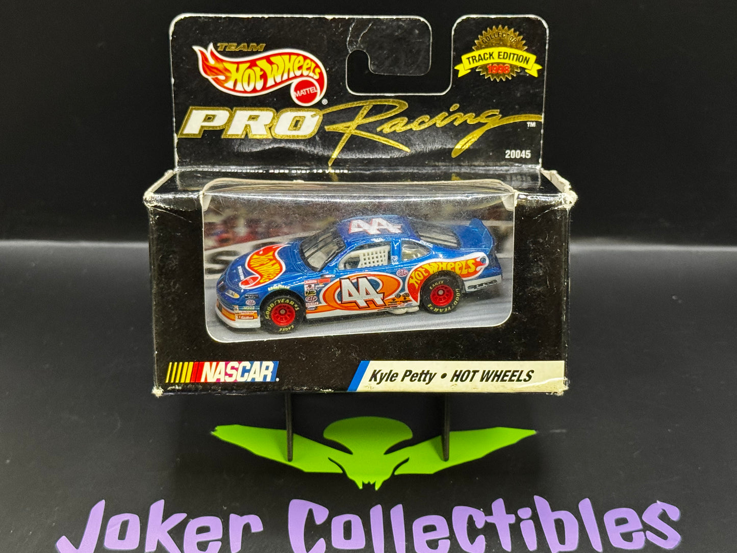 Team Hot Wheels Pro Racing Nascar Kyle Petty # 44 Collector Track Edition 1998