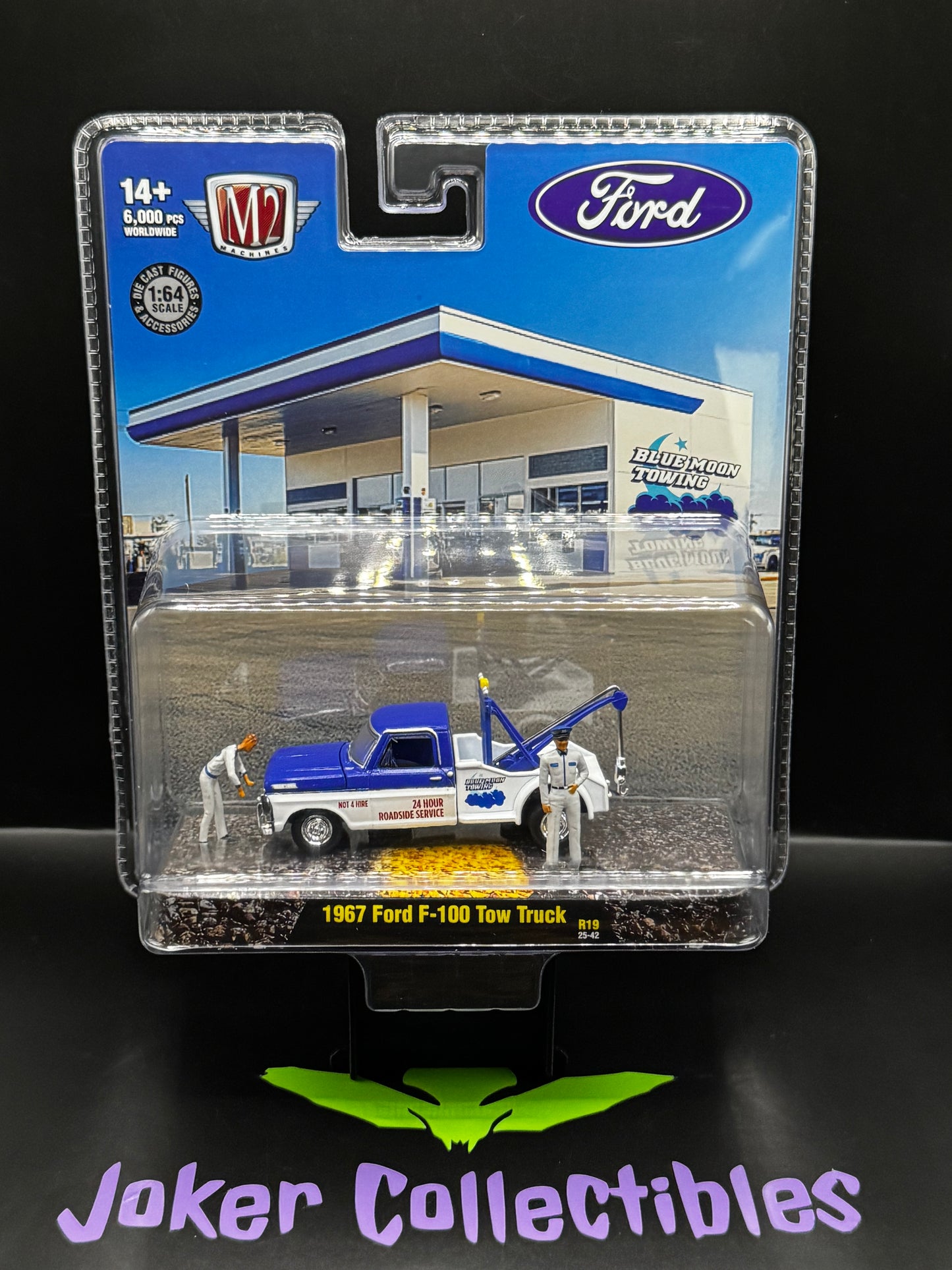 M2 Machines Diorama Blue Moon Towing 1967 Ford F-100 Tow Truck R19 25-42