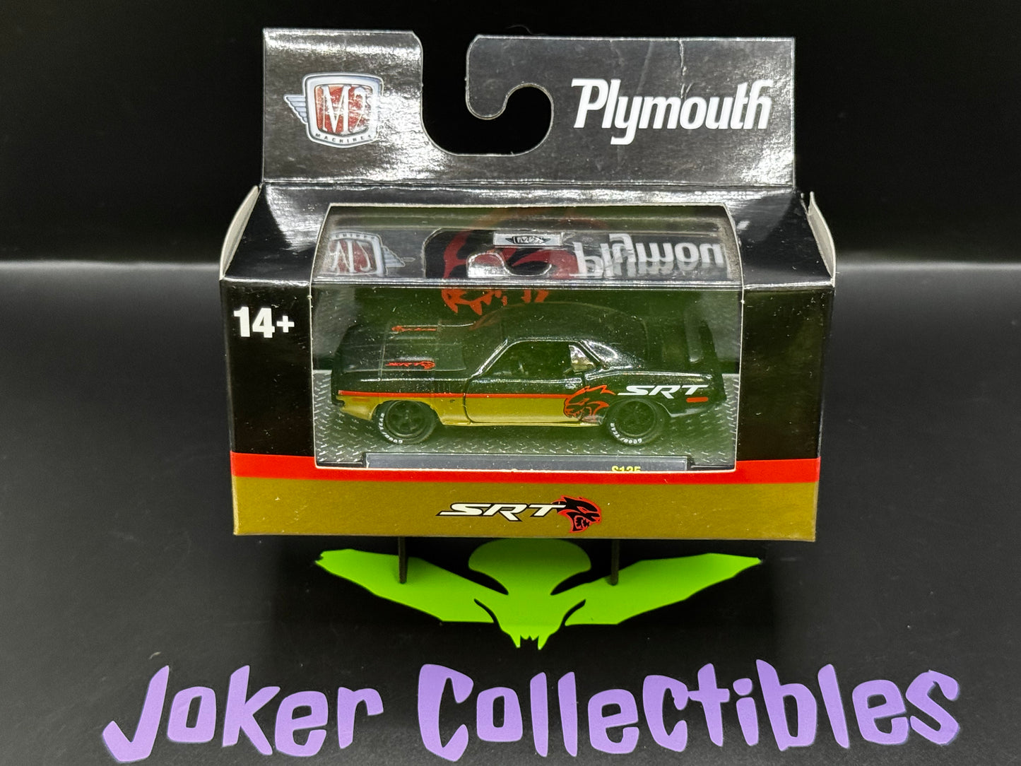 M2 Machines SRT Black Gold 1971 Plymouth Cuda S135 25-21