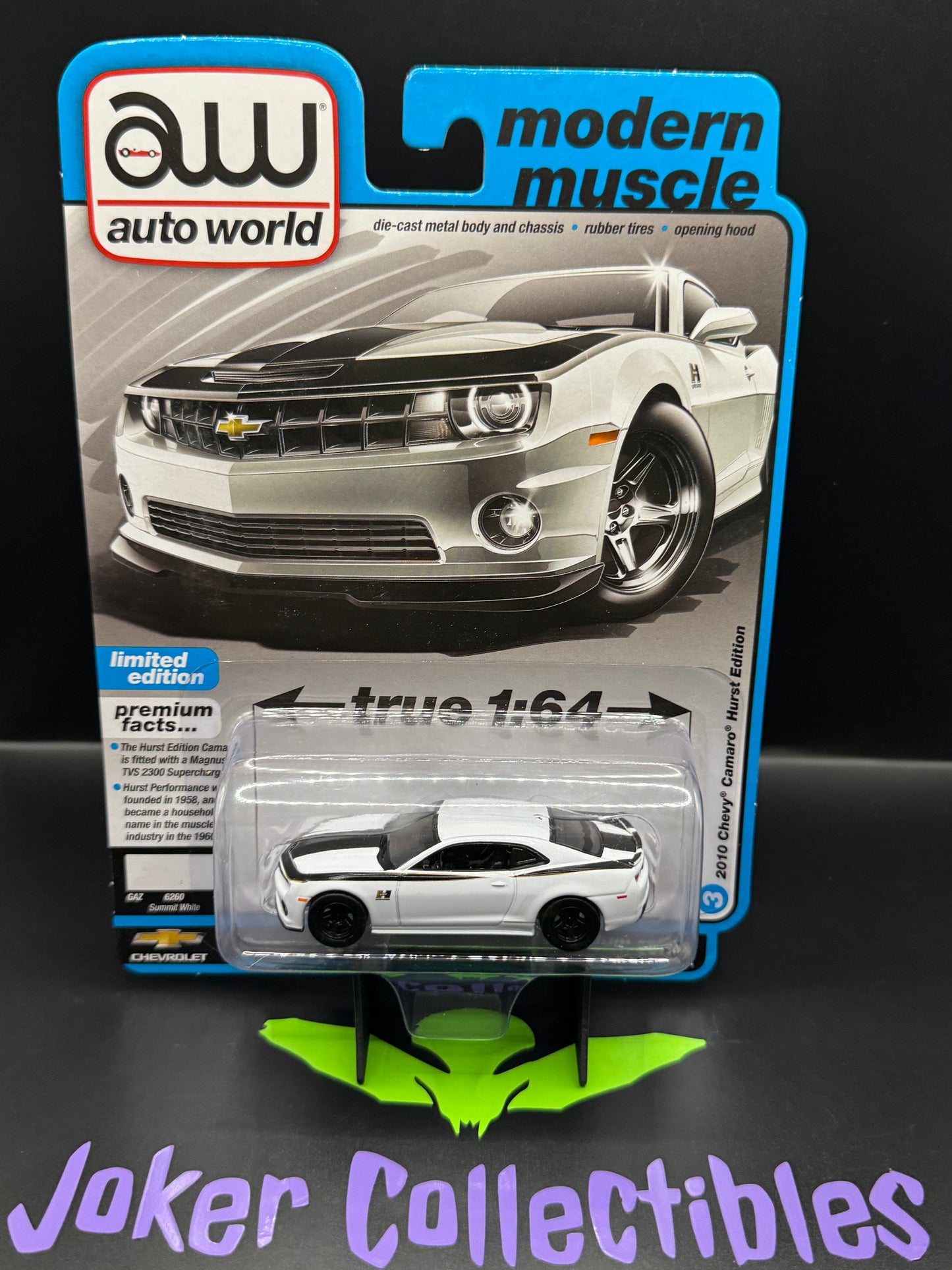 Auto World Modern Muscle 2010 Chevy Camaro Hurst Edition Summit White # 3