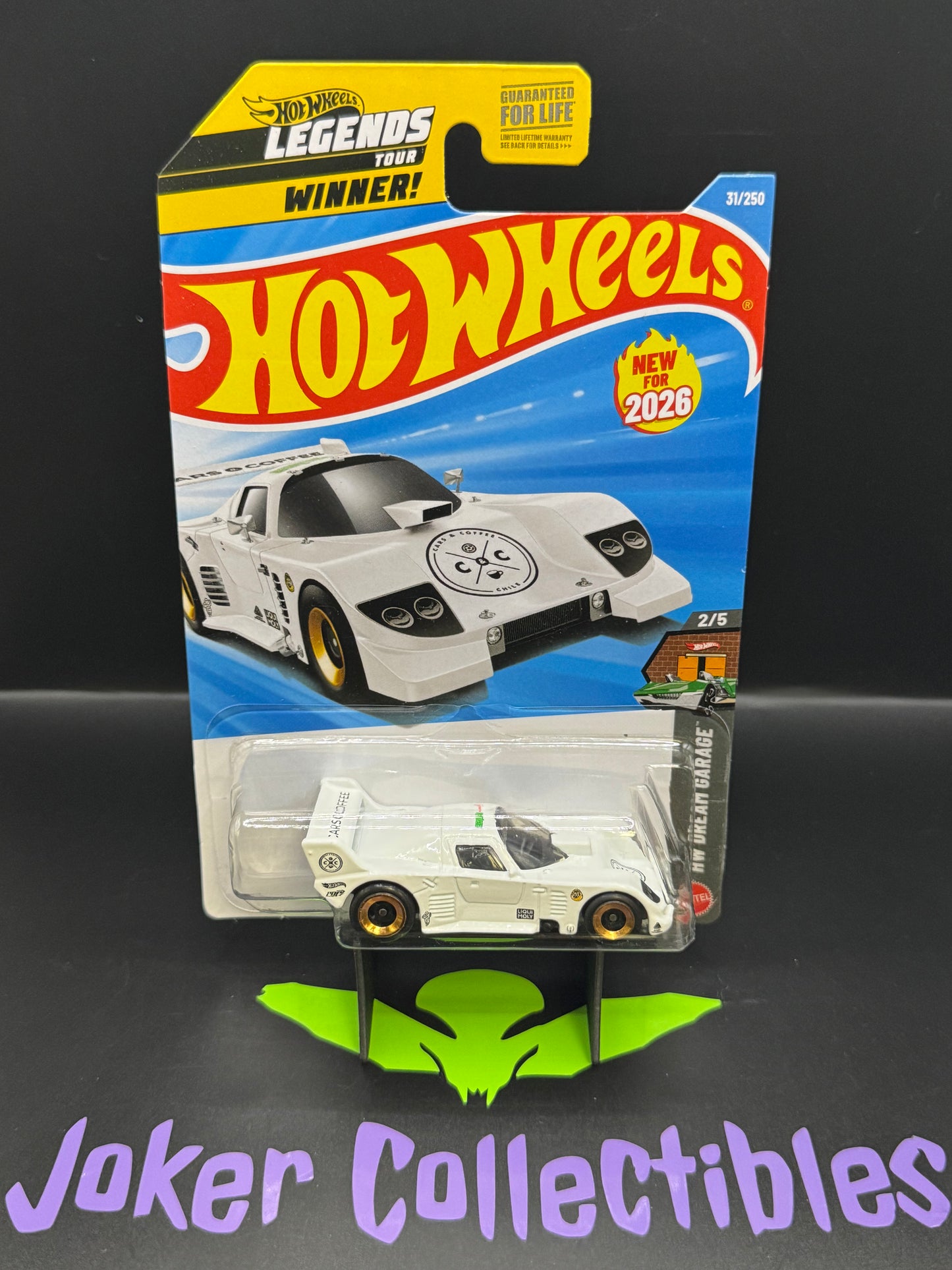 Hot Wheels 2026 Legends Tour Winner White La Liebre 31/250 HW Dream Garage 2/5 J Case