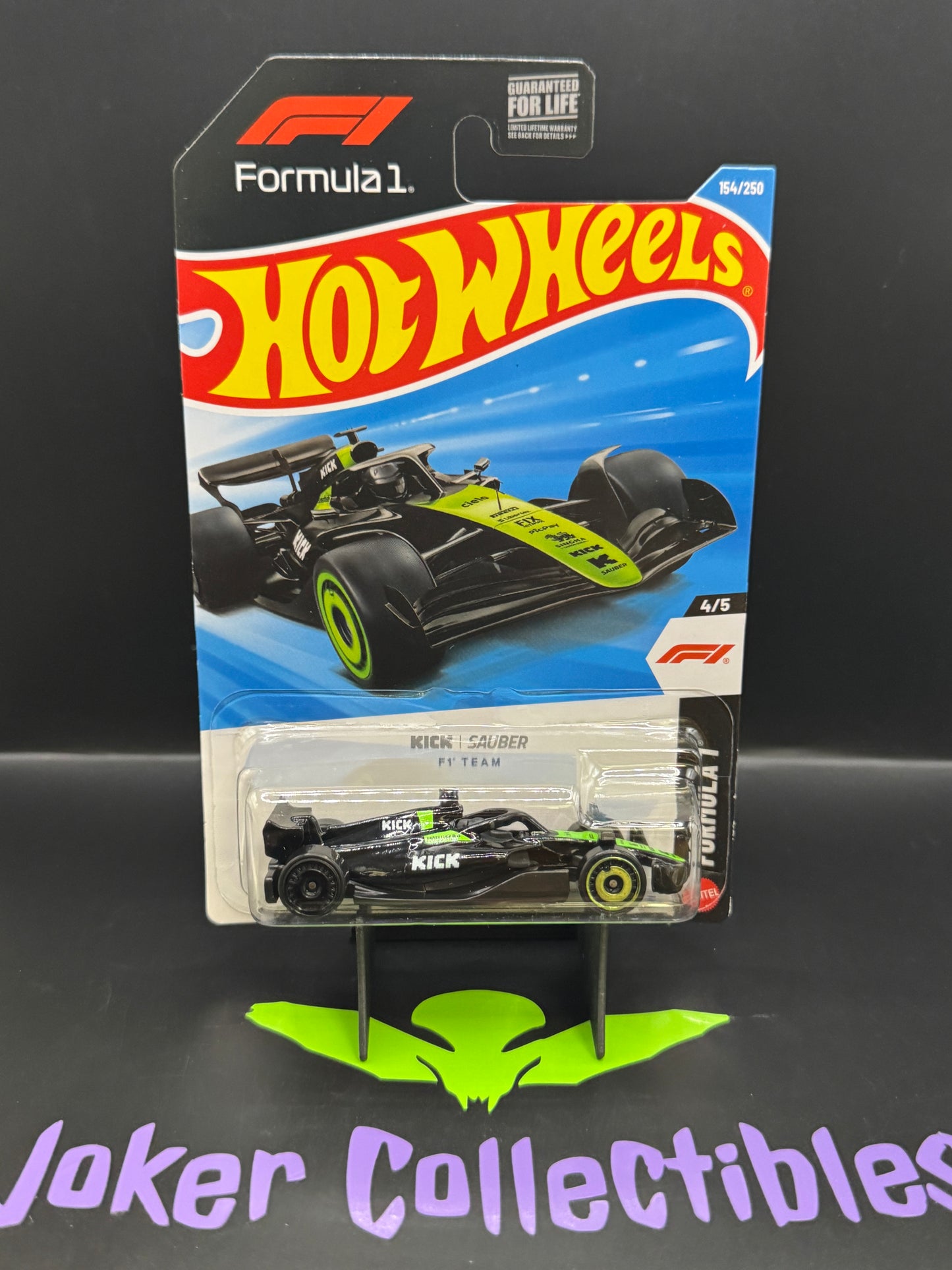 Hot Wheels 2026 Green Black Kick Sauber F1 Team 154/250 Formula 1 4/5 H Case