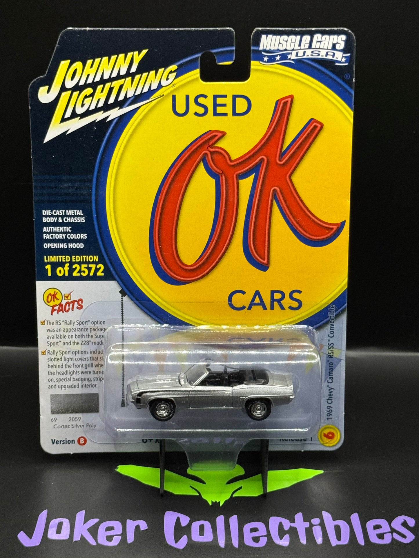 Johnny Lightning Muscle Cars U.S.A. OK Used Cars 1969 Chevy Camaro RS/SS Convertible Cortez Silver Poly # 6