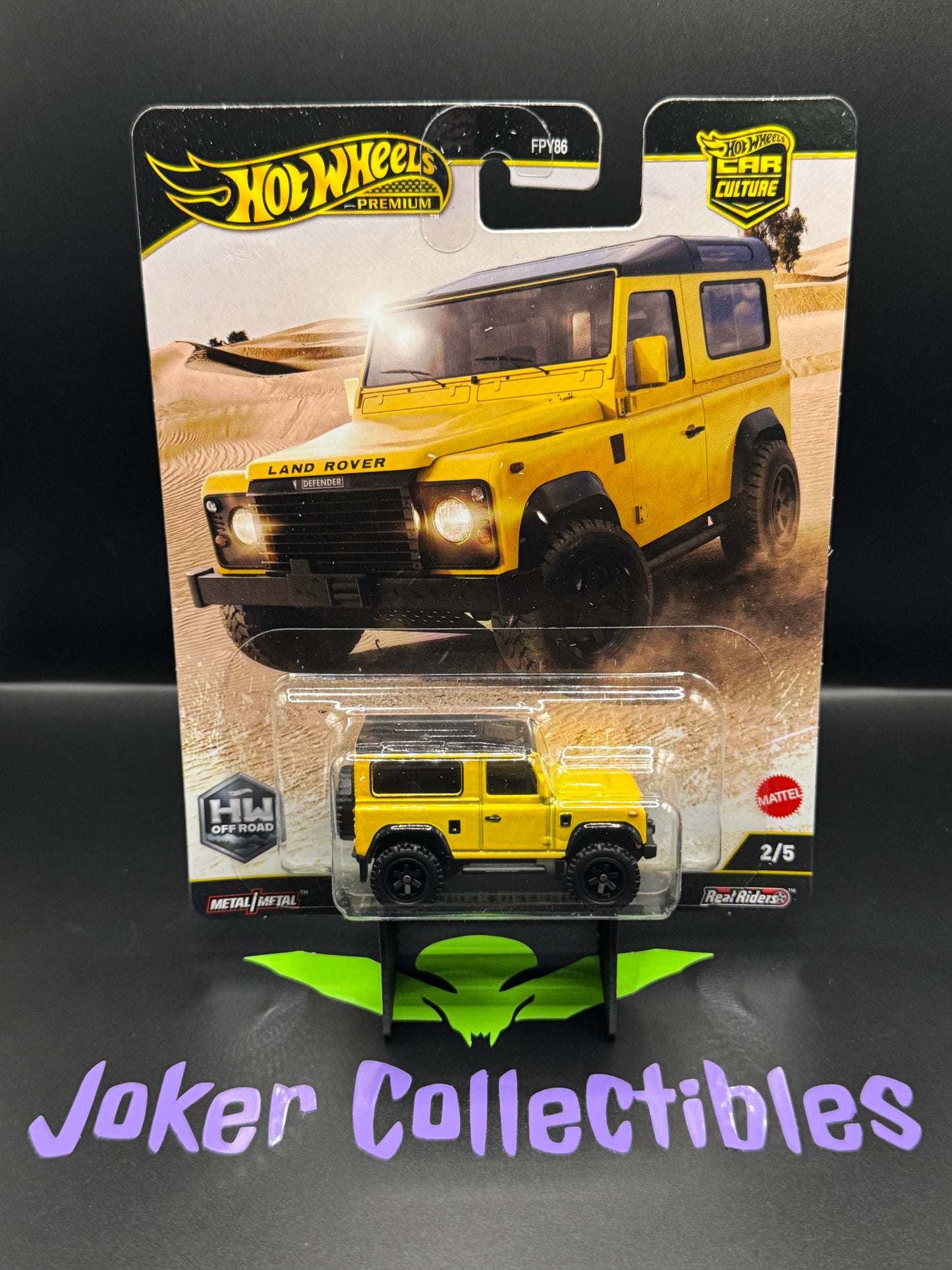 Hot Wheels Premium Car Culture HW Off Road Land Rover Defender 90 2/5