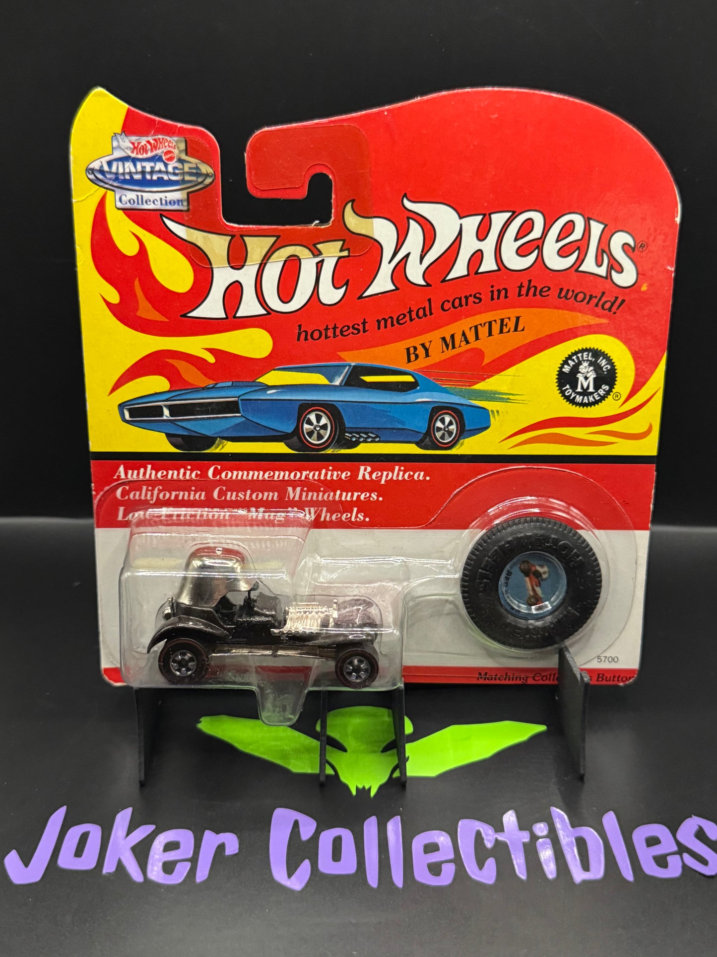 Hot Wheels Vintage Collection Replica Redline Black Red Baron 5700