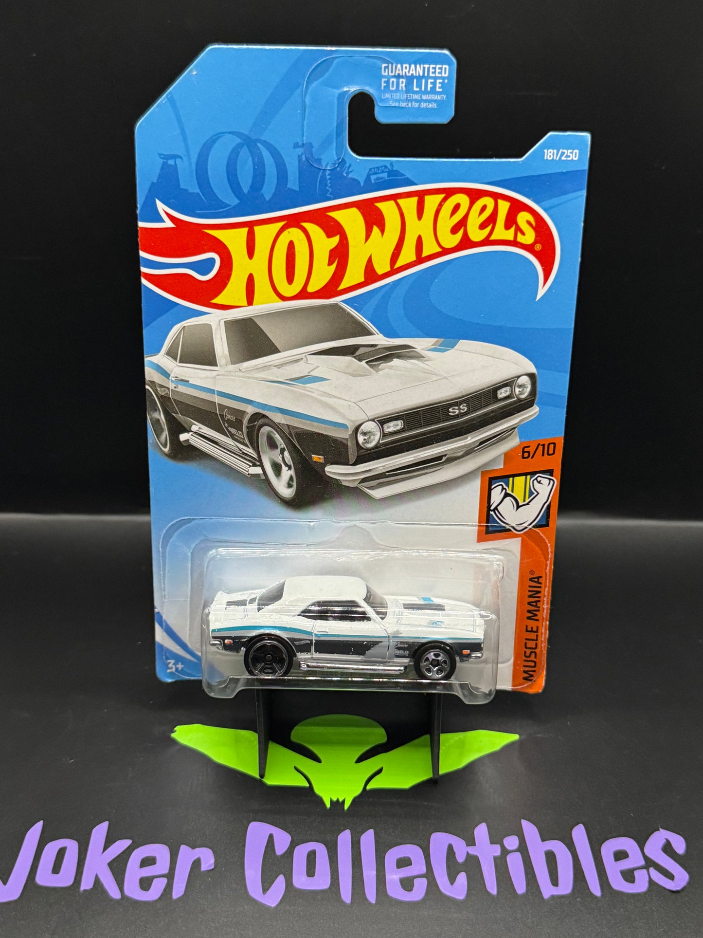 Hot Wheels White '68 COPO Camaro 181/250 Muscle Mania 6/10