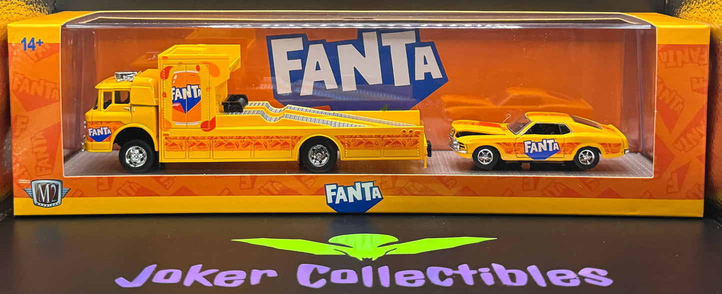 M2 Machines Hauler 1970 Ford C-950 & Ford Mustang Custom TW37 25-01 Orange Fanta