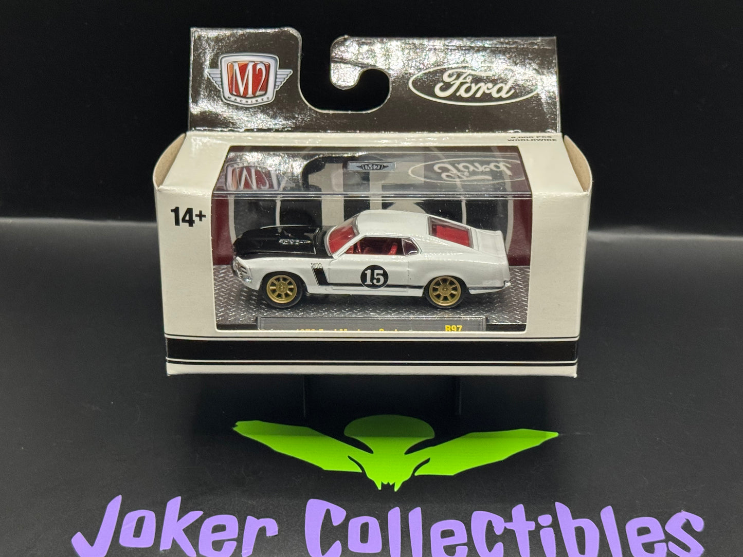 M2 Machines White 1970 Ford Mustang Custom R97 26-30