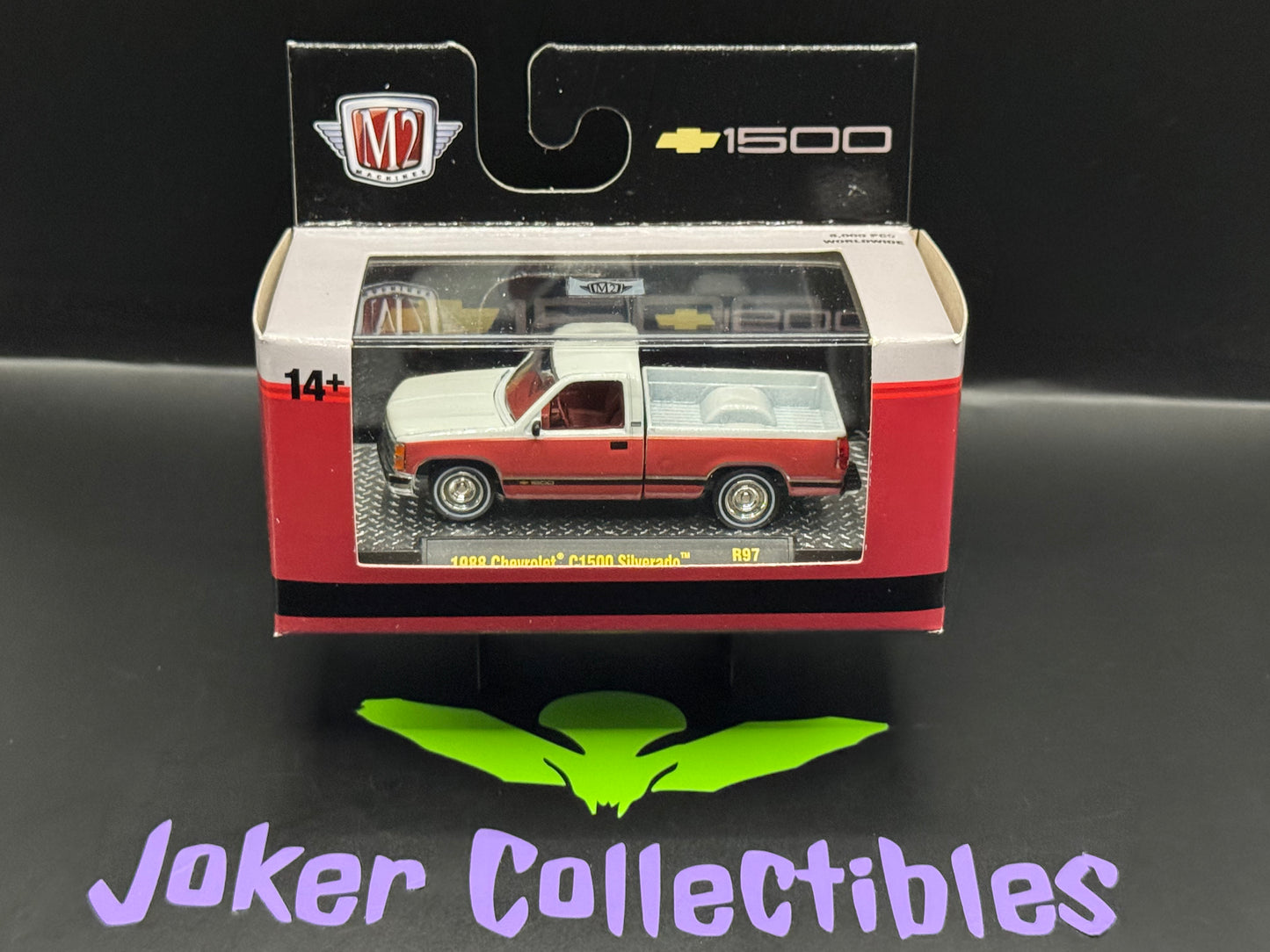 M2 Machines 1988 Chevrolet C1500 Silverado R97 26-28