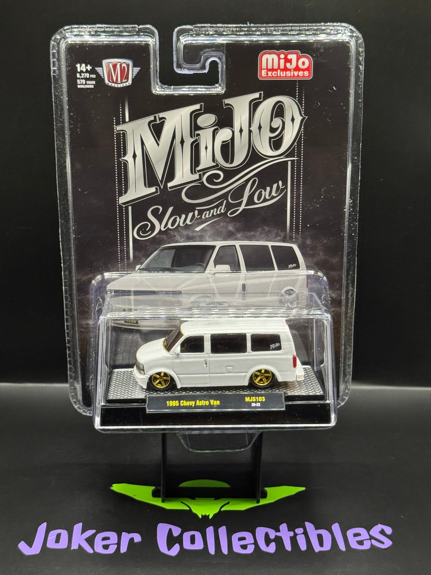 M2 Machines Chase 1995 Chevrolet Astro Van Custom Slow & Low White MJS103 26-22