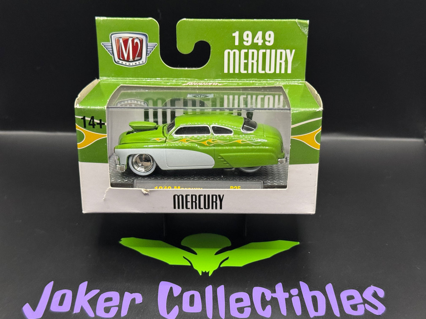 M2 Machines Ground Pounders Green & White 1949 Mercury R25 23-10