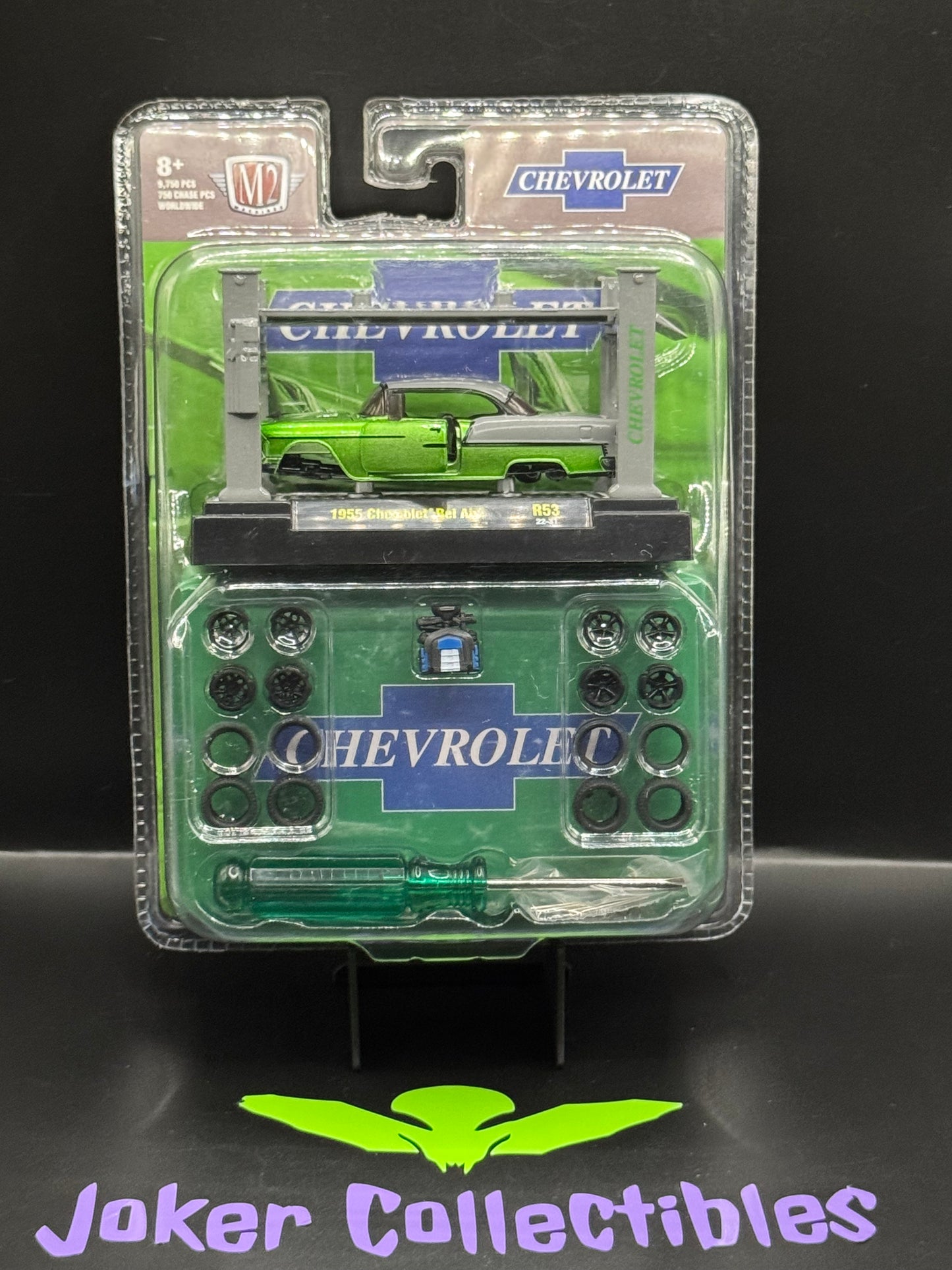 M2 Machines Model-Kit Auto Lift Green Gray 1955 Chevrolet Bel Air R53 22-31