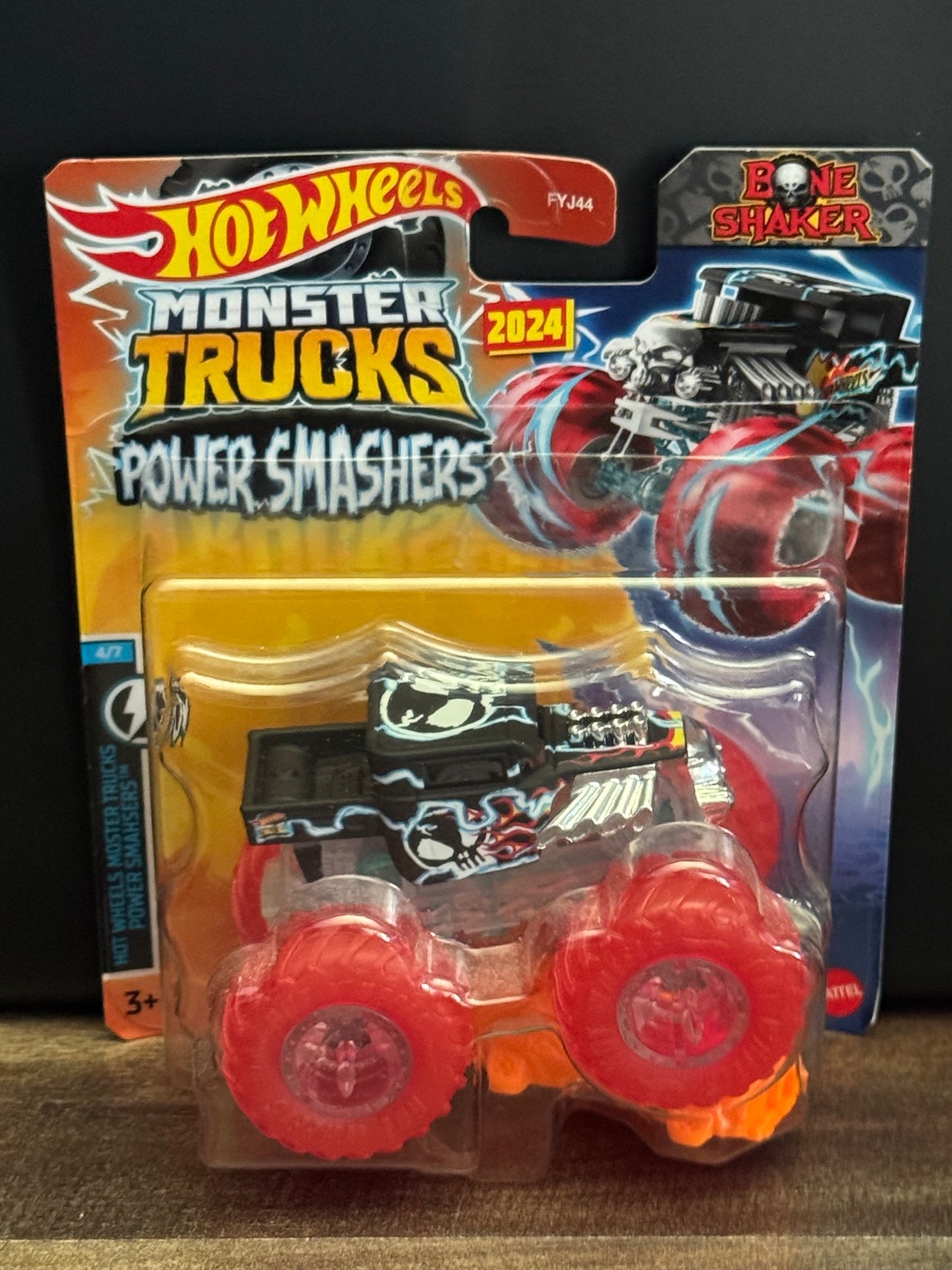 Hot Wheels Monster Trucks 2024 Power Smashers Bone Shaker 4/7