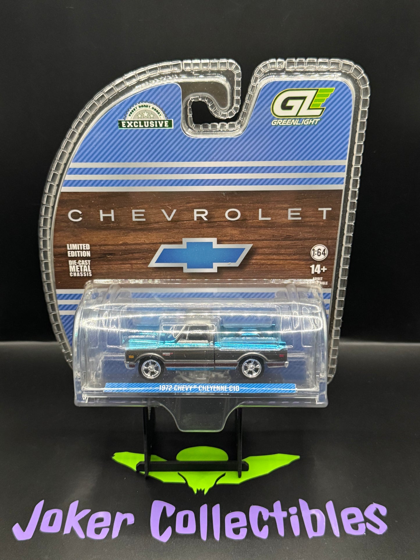 Greenlight Hobby Exclusive Blue Chrome Chase 1972 Chevy Cheyenne C10