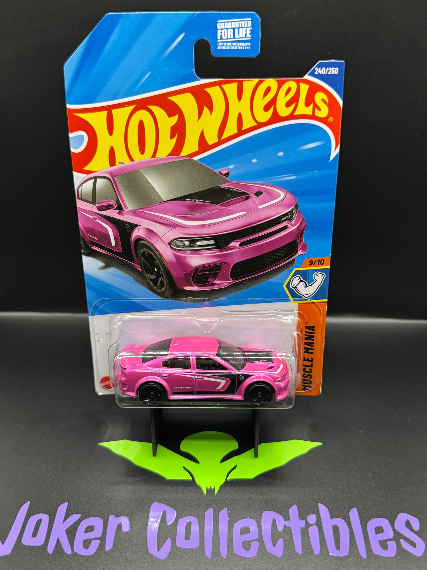 Damaged Card Hot Wheels 2025 Pink '20 Dodge Charger Hellcat 240/250 Muscle Mania 9/10 N Case