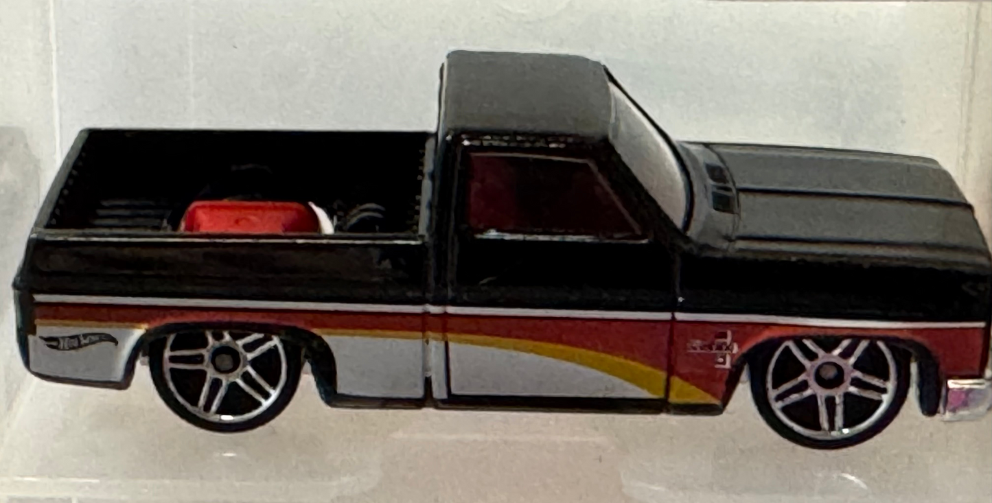 Loose Hot Wheels 2018 Hot Wheels 100 Years of Chevy '83 Chevy Silverado