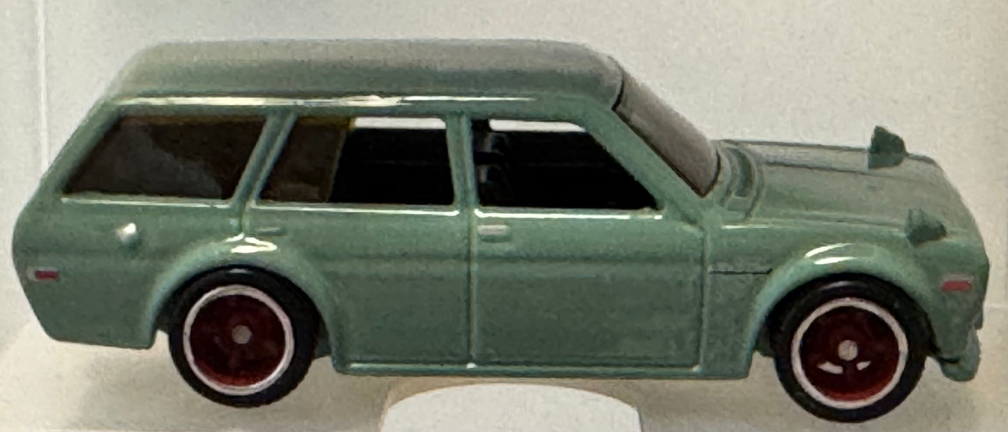Loose Hot Wheels Premium 2013 Boulevard Pale Turquoise '71 Datsun Bluebird 510 Wagon
