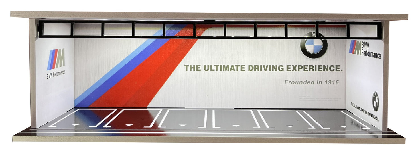1:64 Scale Acrylic Lighted Diorama Parking Lot & Garage Scenes