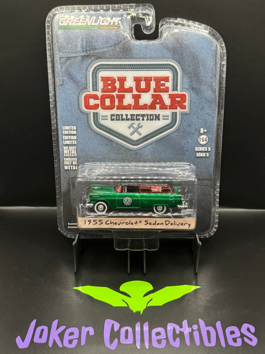 Greenlight Blue Collar Collection Series 5 Green Machine Chase 1955 Chevrolet Sedan Delivery