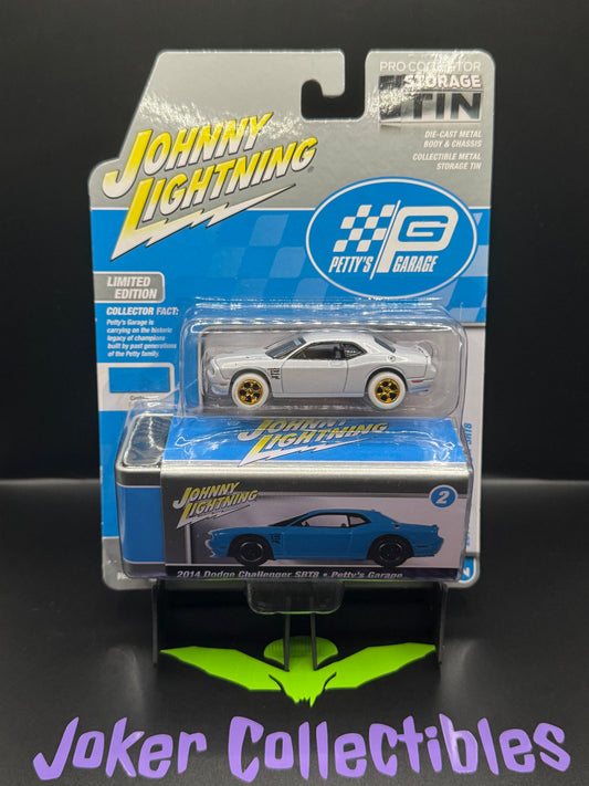 Johnny Lightning Petty's Garage White Lightning 2014 Dodge Challenger SRT8