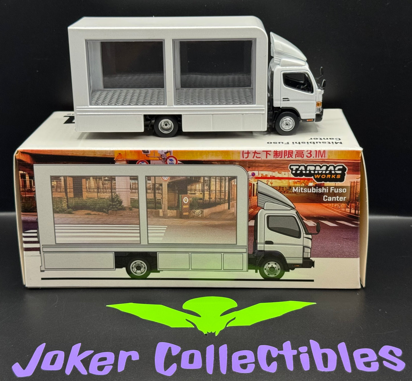 Tarmac Works Truck64 Mitsubishi Fuso Canter Mobile Display Truck White