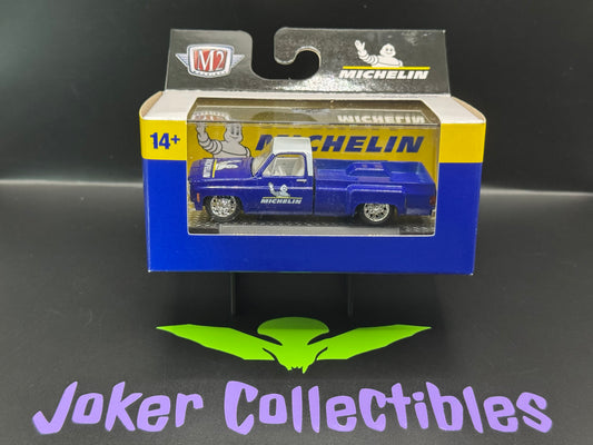 M2 Machines Auto-Thentics 1973 Chevrolet Cheyenne Super 30 R102 25-70