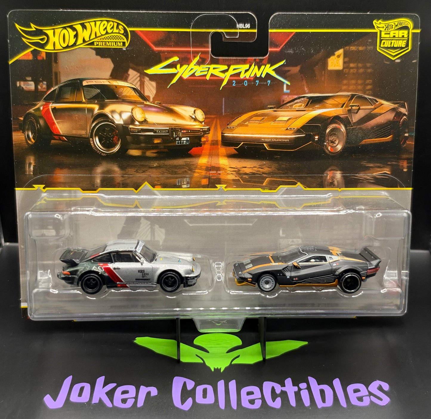 Hot Wheels Premium Car Culture 2 Pack CyberPunk 2077 Porsche 930 & Quadra Turbo-R V-Tech