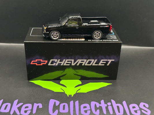 Paragon Models PARA64 1:64 2006 Chevrolet Silverado 454 LSX Single Cab Onyx Black