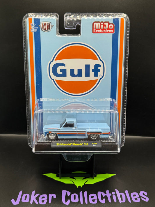 M2 Machines 1978 Chevrolet Silverado C30 GULF Blue MJS86 25-21